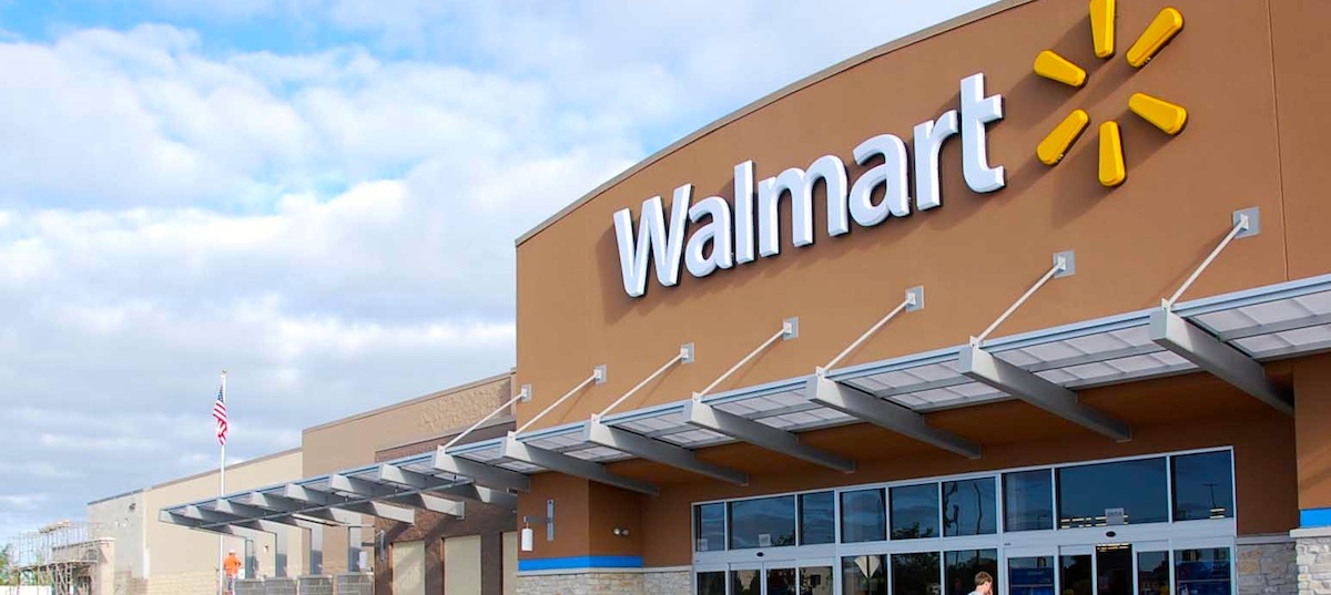 Walmart hourly employee says bonus pay plan helps morale, critics say ...