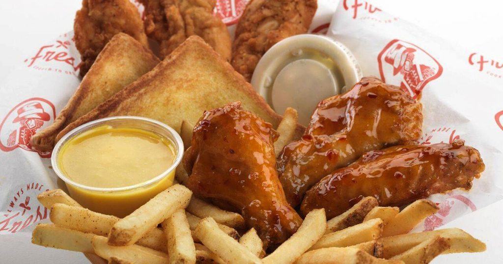 Slim Chickens Announces Equity Investment From 10 Point Capital Eyes 