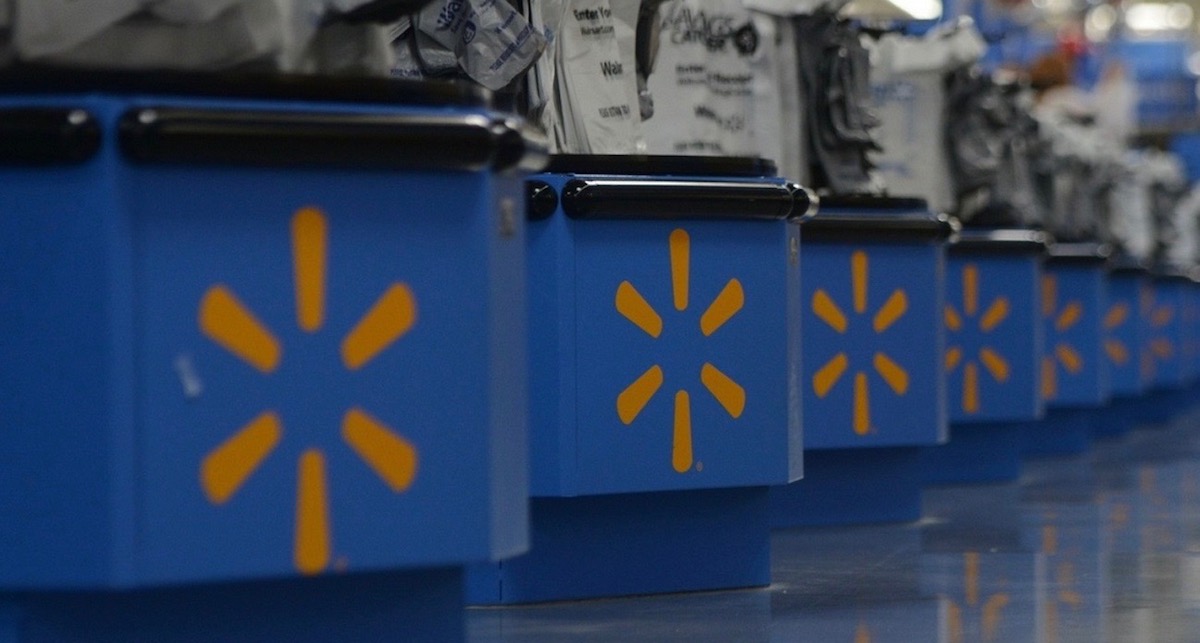 Walmart posts net quarterly loss following $3.1 billion opioid settlement -  Talk Business & Politics