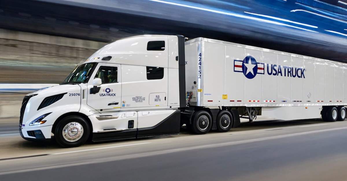 Former USA Truck execs buy the company, will remain based in Van Buren