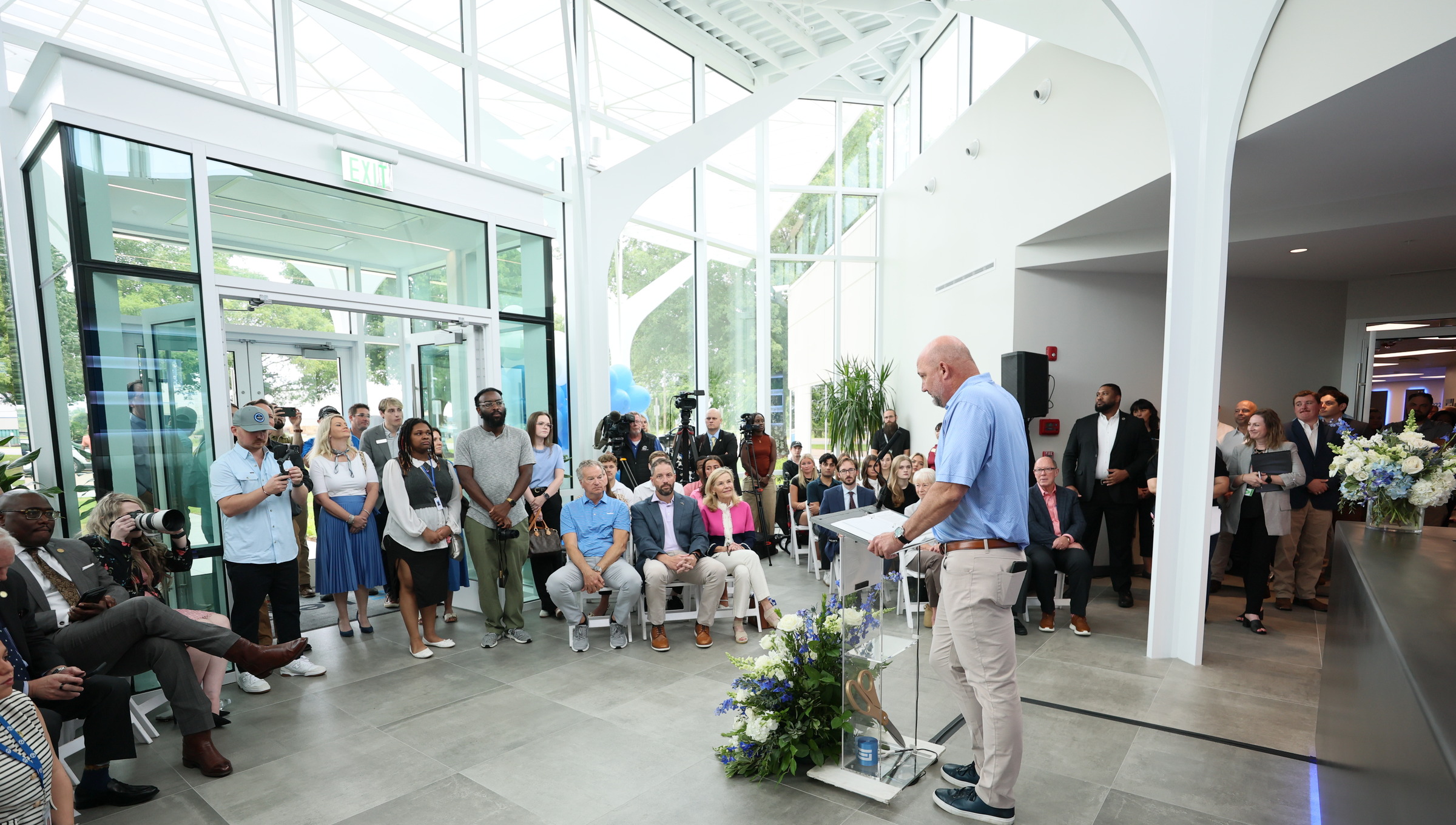 Lexicon cuts ribbon on new corporate headquarters