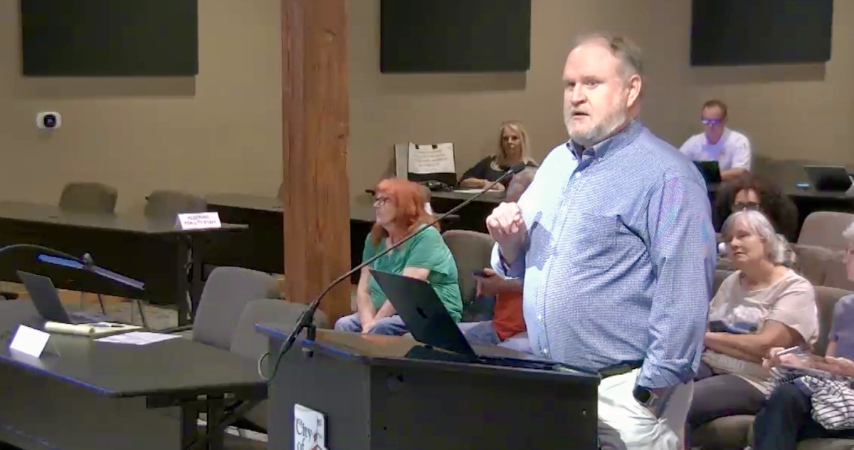 911 vendor for Fort Smith, county allegedly breaches contract